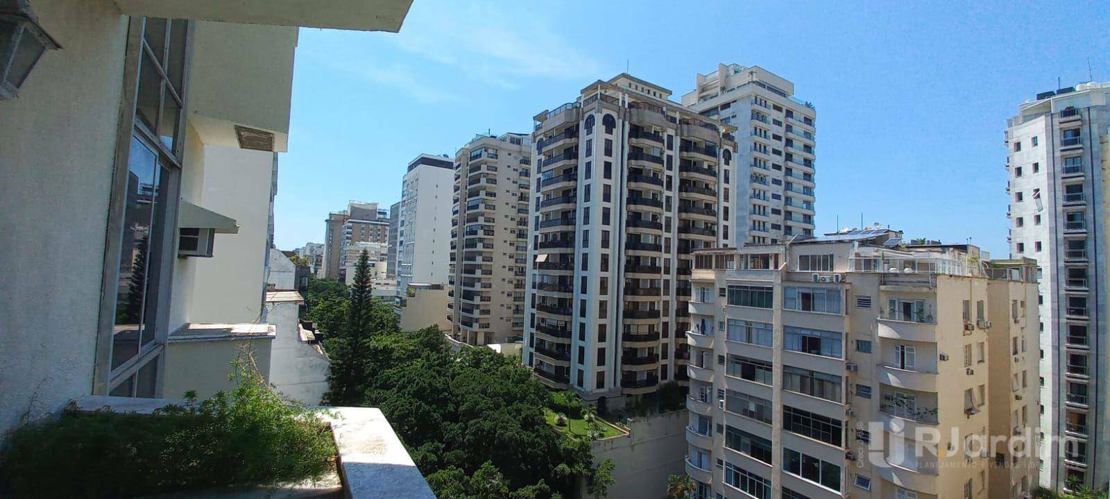 Apartamento à venda e aluguel com 3 quartos, 155m² - Foto 11