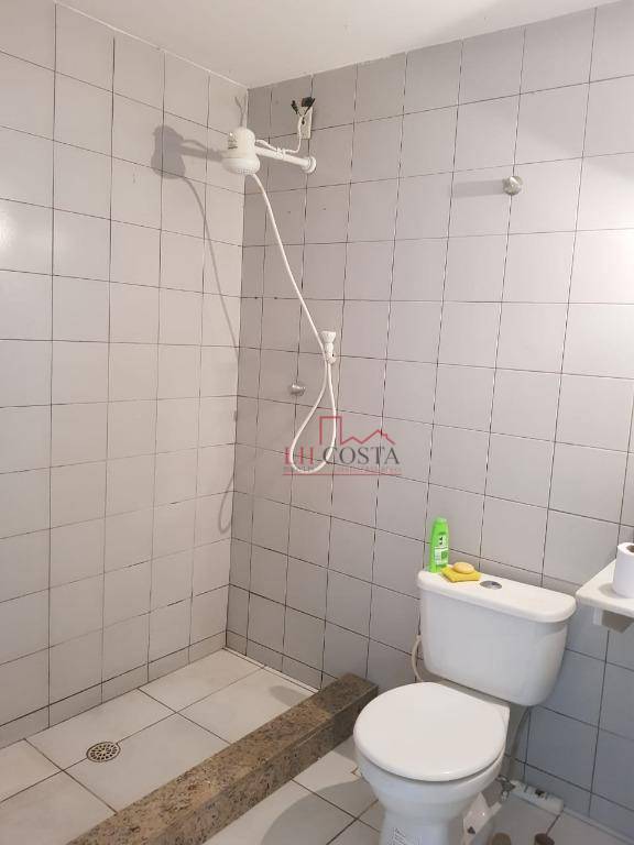 Casa de Condomínio à venda com 3 quartos, 200m² - Foto 13