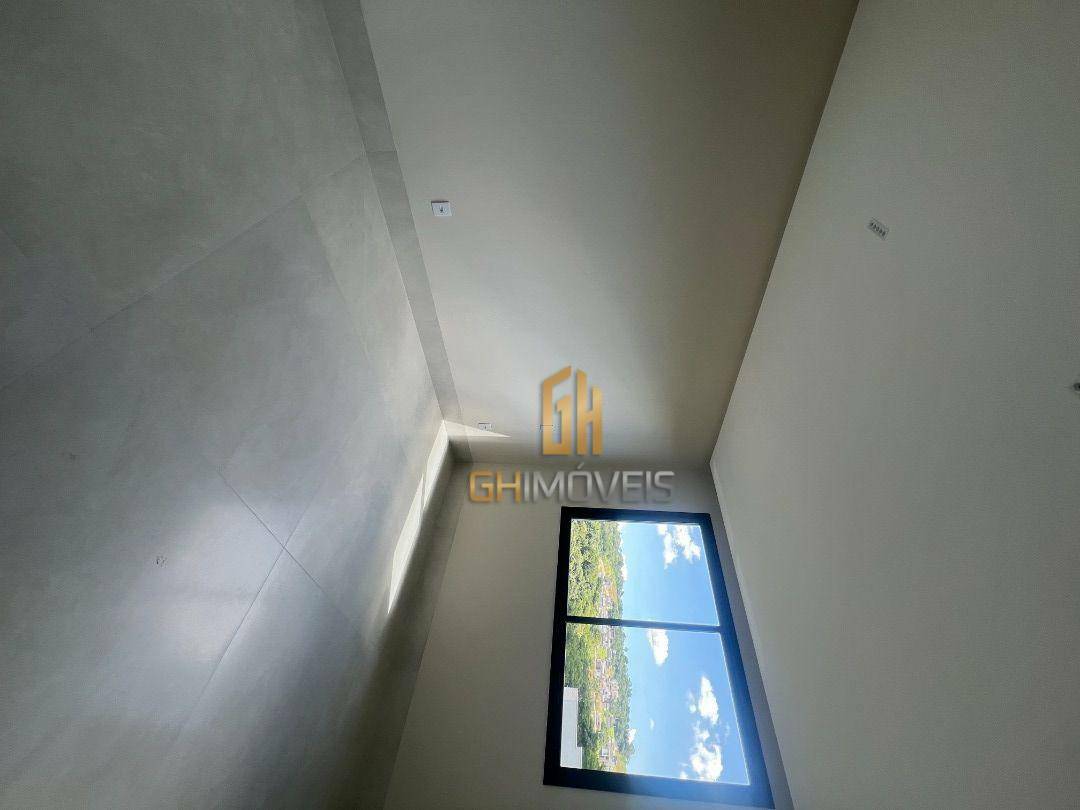 Sobrado à venda com 4 quartos, 276m² - Foto 47