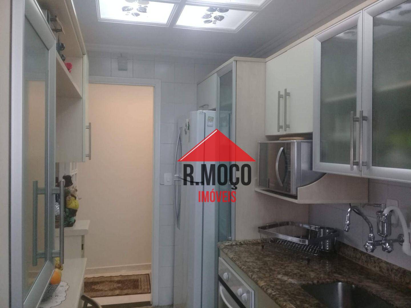 Apartamento à venda com 3 quartos, 68m² - Foto 14