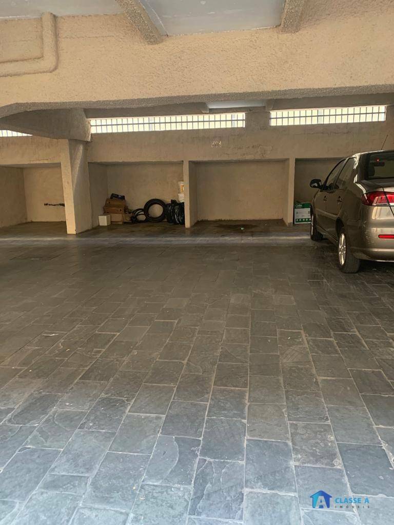 Apartamento à venda com 3 quartos, 134m² - Foto 18