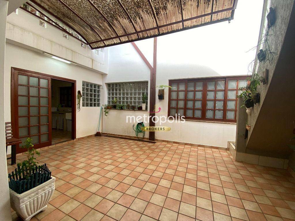 Sobrado à venda com 4 quartos, 255m² - Foto 28