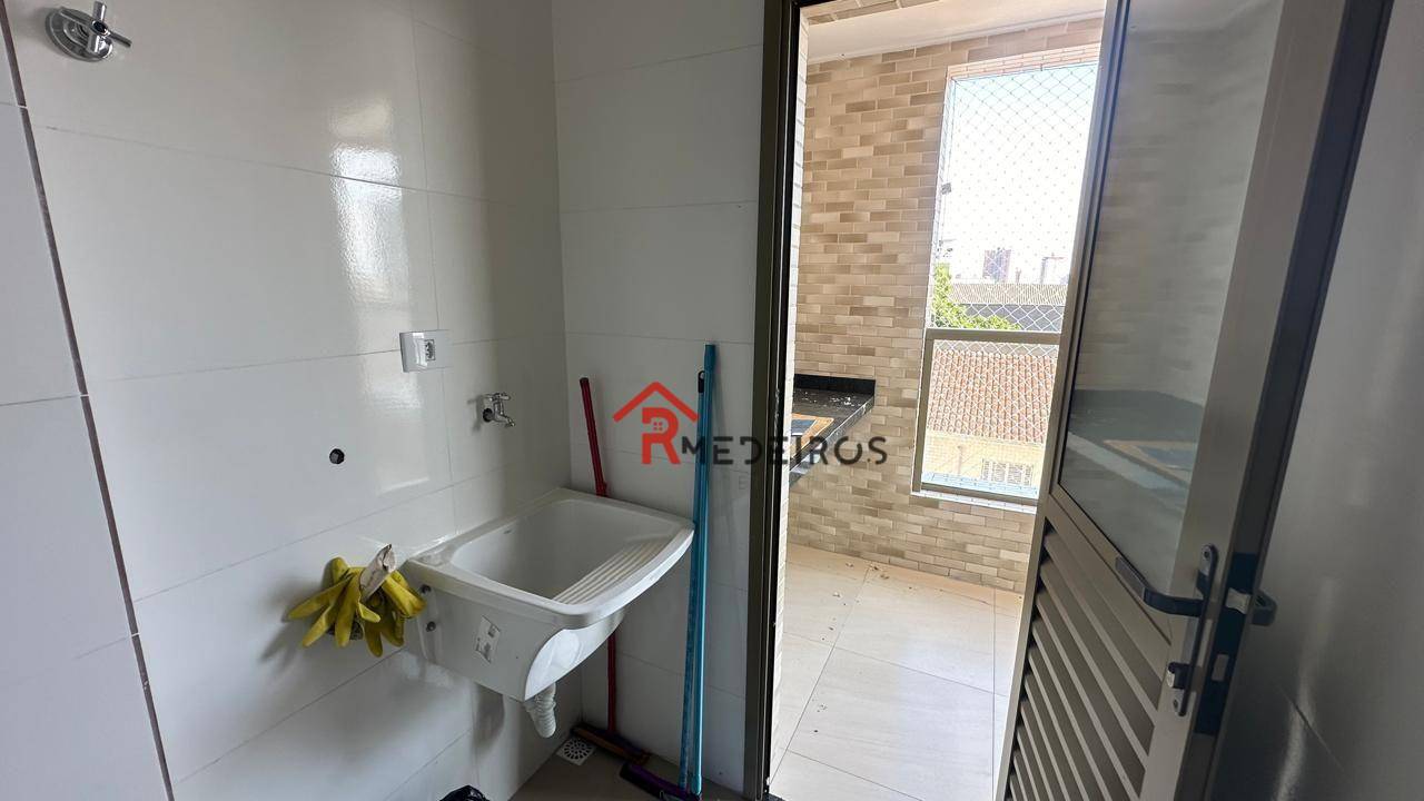 Apartamento à venda com 2 quartos, 63m² - Foto 7