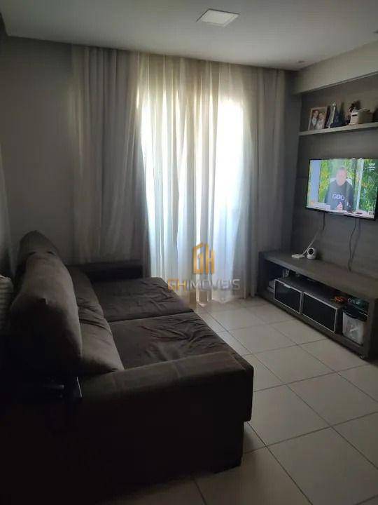 Apartamento à venda com 3 quartos, 67m² - Foto 2