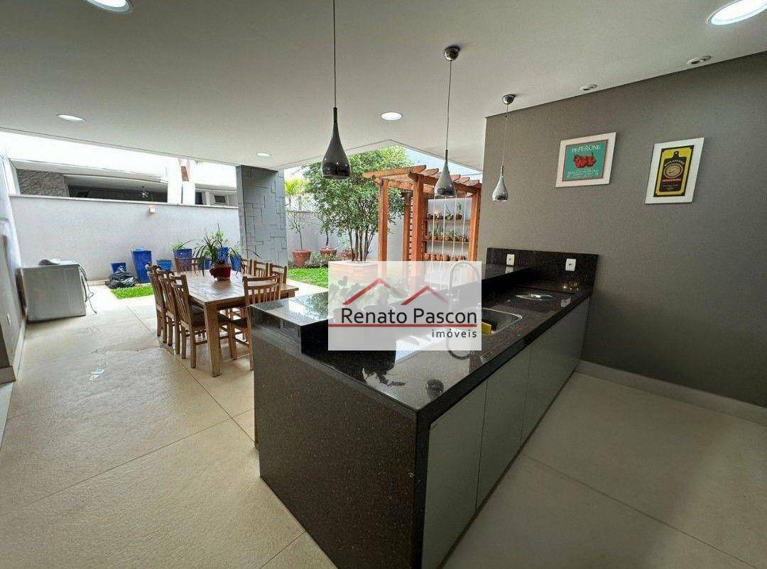 Sobrado à venda com 3 quartos, 347m² - Foto 23