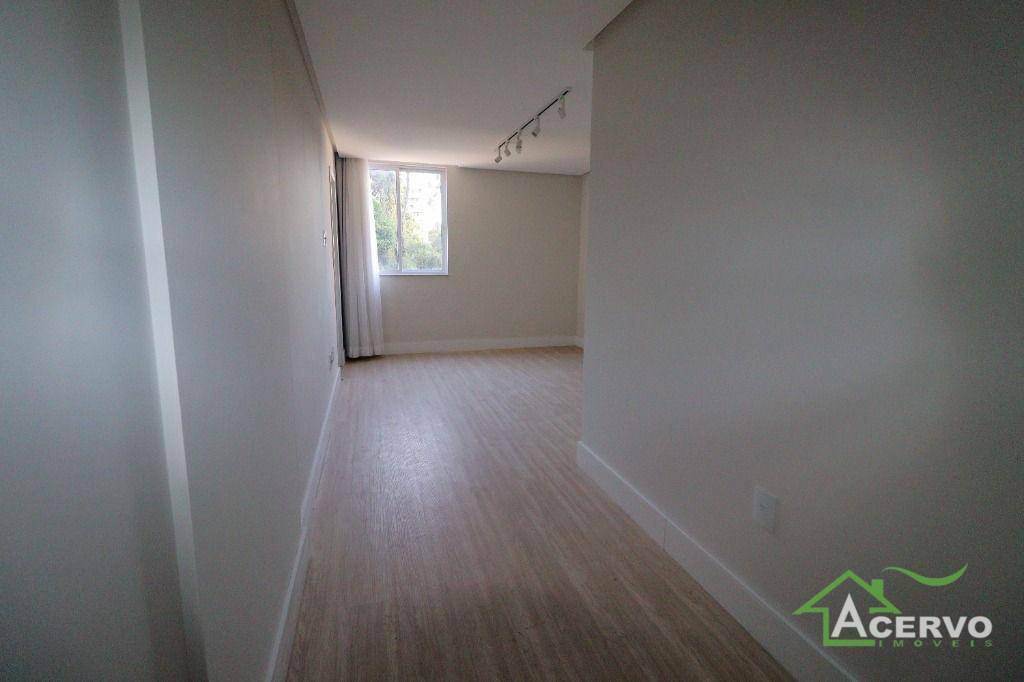 Apartamento à venda com 4 quartos, 258m² - Foto 12