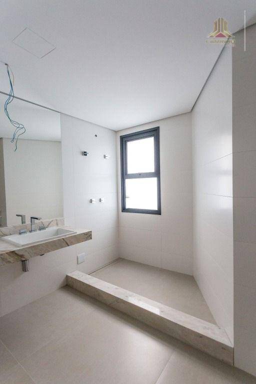 Apartamento à venda com 3 quartos, 307m² - Foto 40