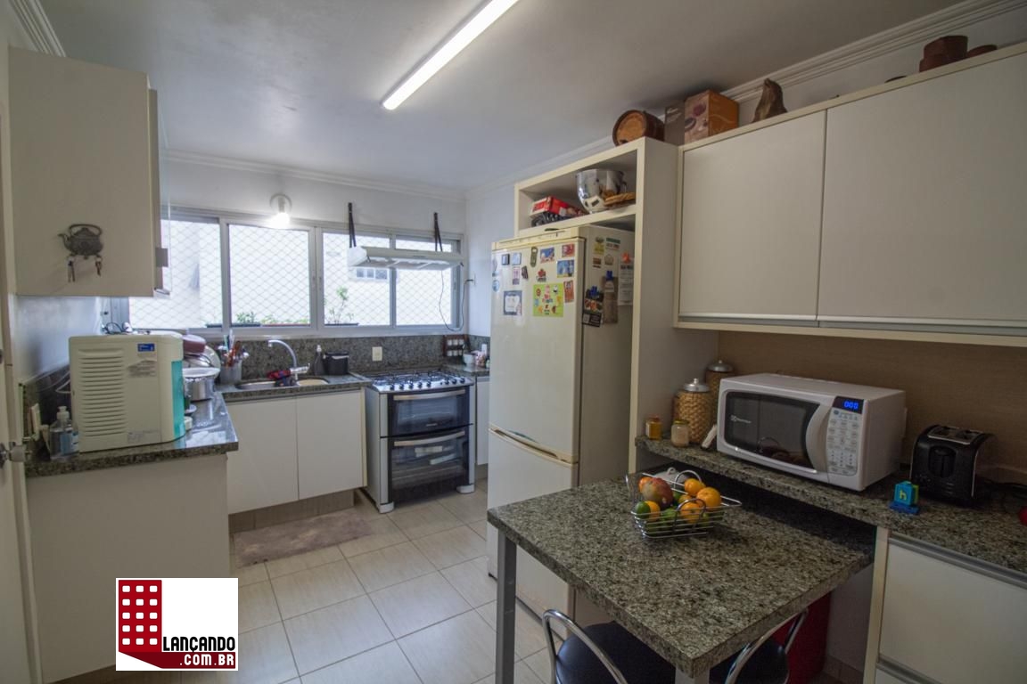 Apartamento à venda com 3 quartos, 138m² - Foto 19