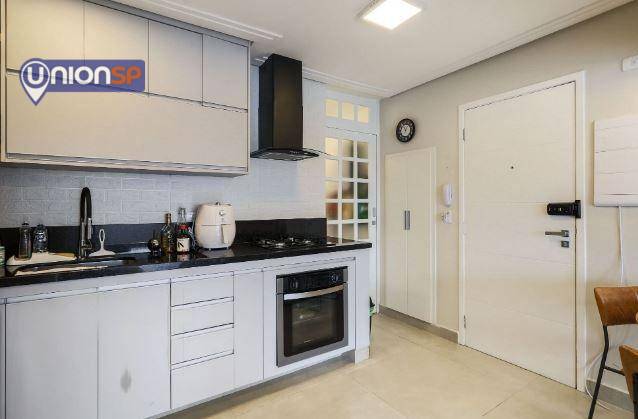 Apartamento à venda com 2 quartos, 75m² - Foto 17