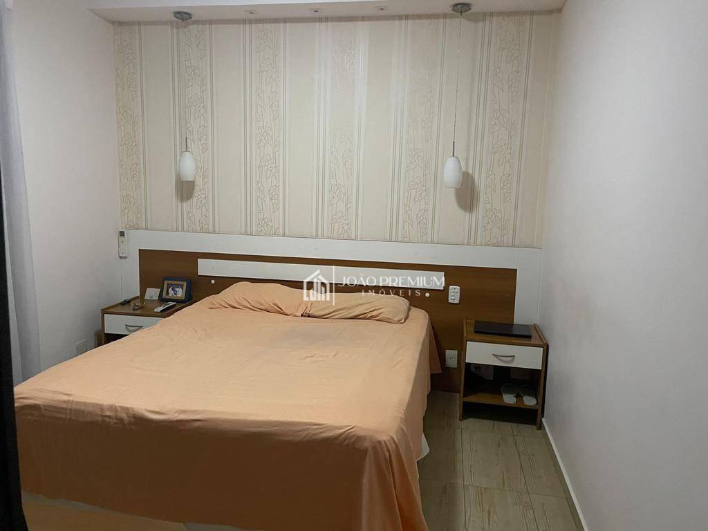 Apartamento à venda com 3 quartos, 154m² - Foto 4