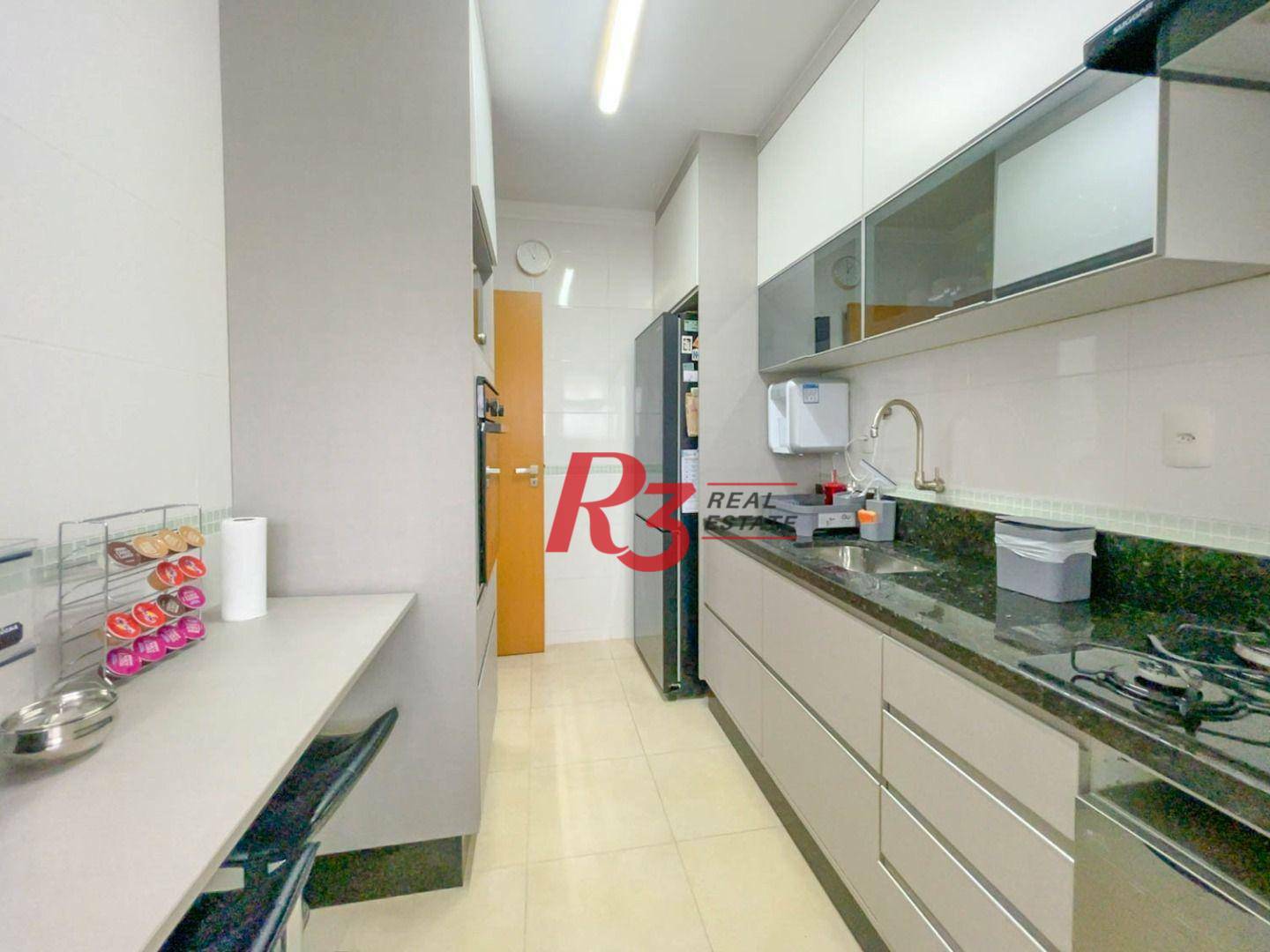 Apartamento à venda com 2 quartos, 75m² - Foto 6