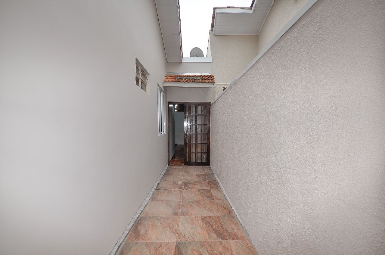 Casa à venda com 3 quartos, 80m² - Foto 13