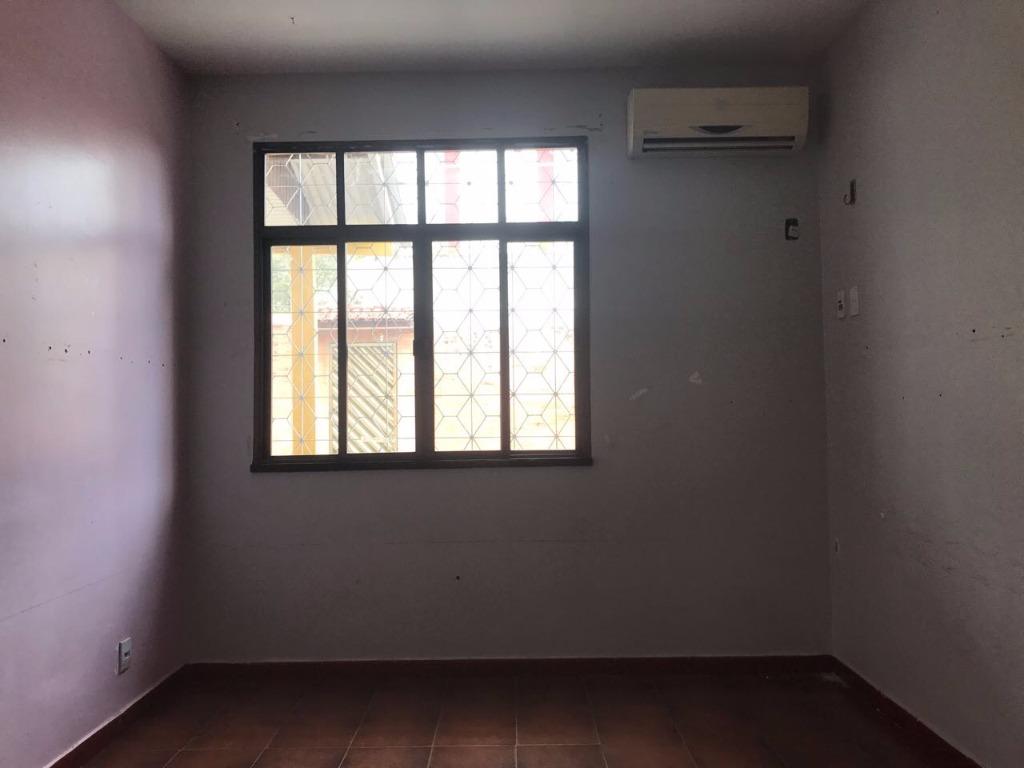 Casa à venda com 2 quartos, 288m² - Foto 20