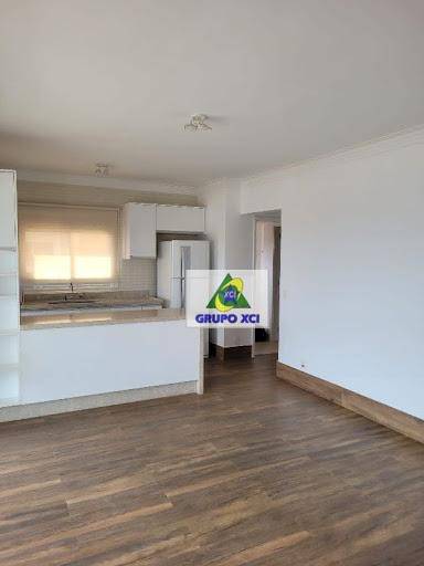 Apartamento à venda com 3 quartos, 119m² - Foto 19