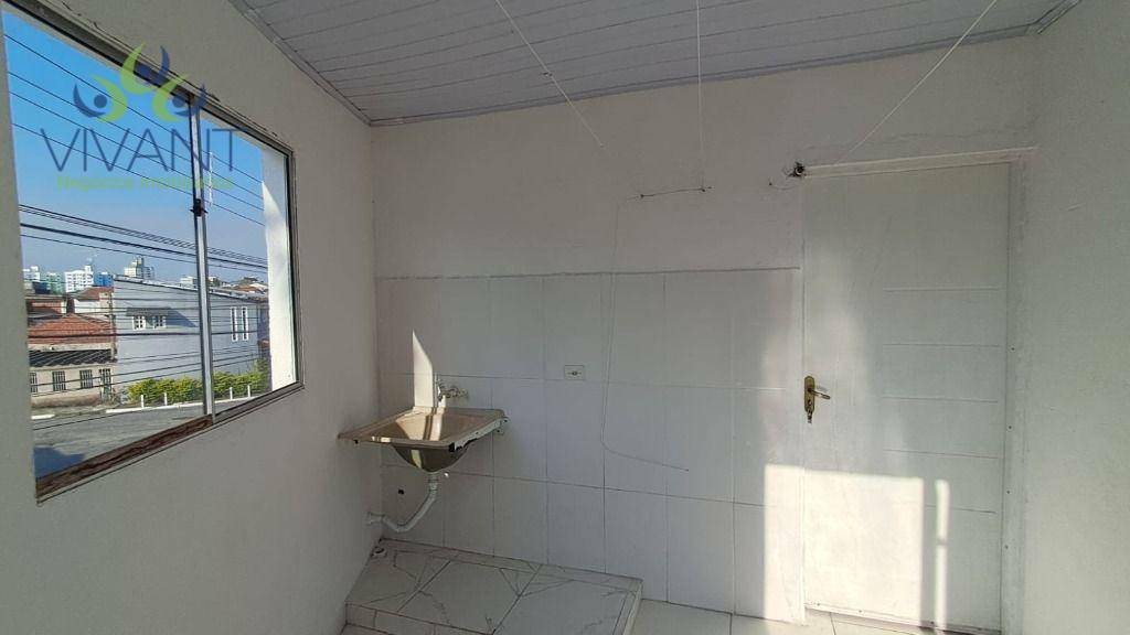 Casa para alugar com 1 quarto, 52m² - Foto 22