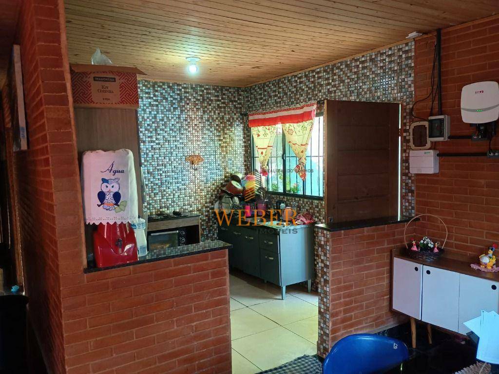 Casa à venda com 3 quartos, 120m² - Foto 7