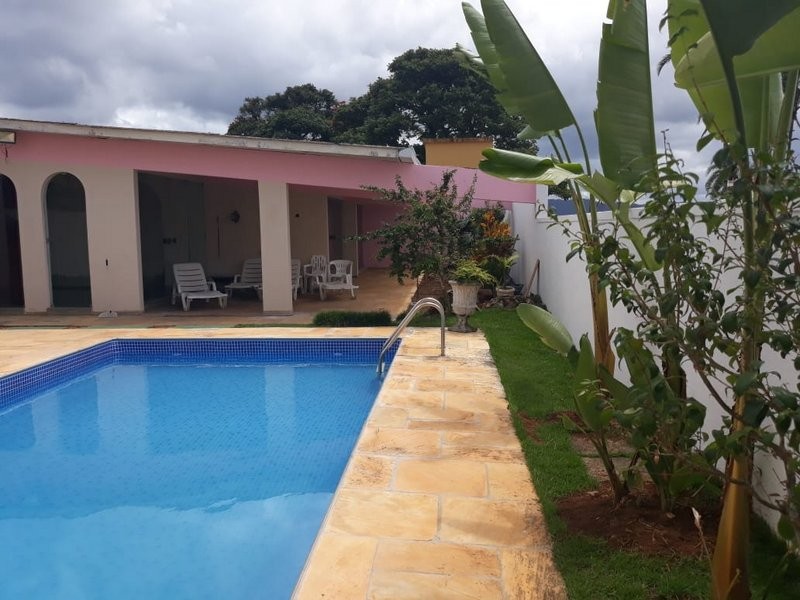 Casa para alugar com 3 quartos, 350m² - Foto 33