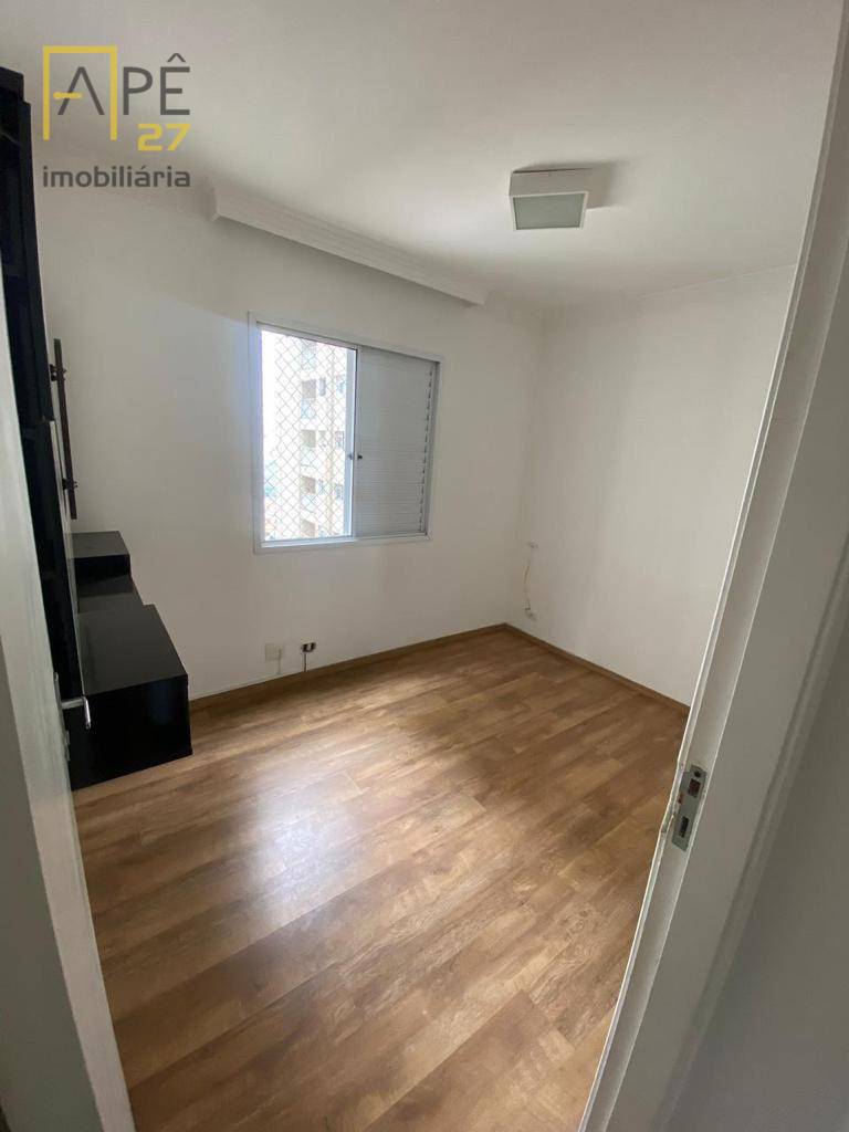 Apartamento à venda com 3 quartos, 65m² - Foto 8