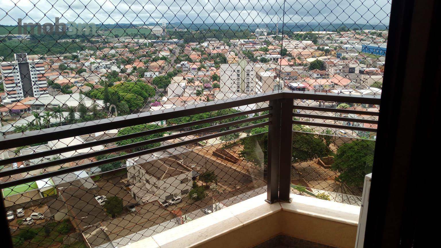 Apartamento à venda com 4 quartos, 190m² - Foto 9