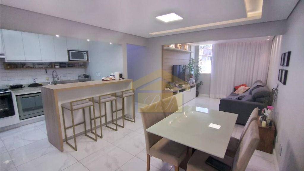 Apartamento à venda com 2 quartos, 72m² - Foto 1