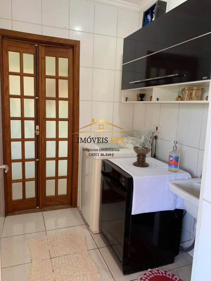 Casa à venda com 3 quartos, 270m² - Foto 49