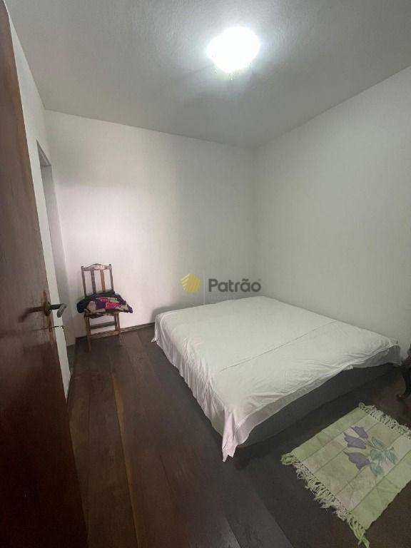 Sobrado à venda com 6 quartos, 327m² - Foto 24