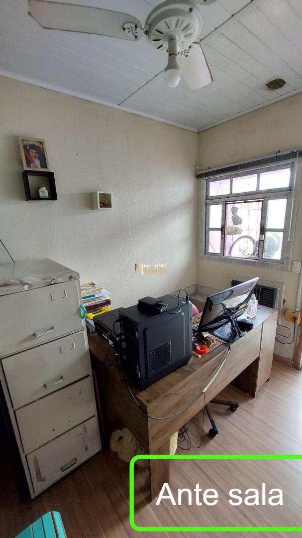 Casa à venda com 2 quartos, 79m² - Foto 3