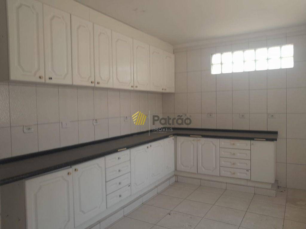 Sobrado para alugar com 3 quartos, 180m² - Foto 35