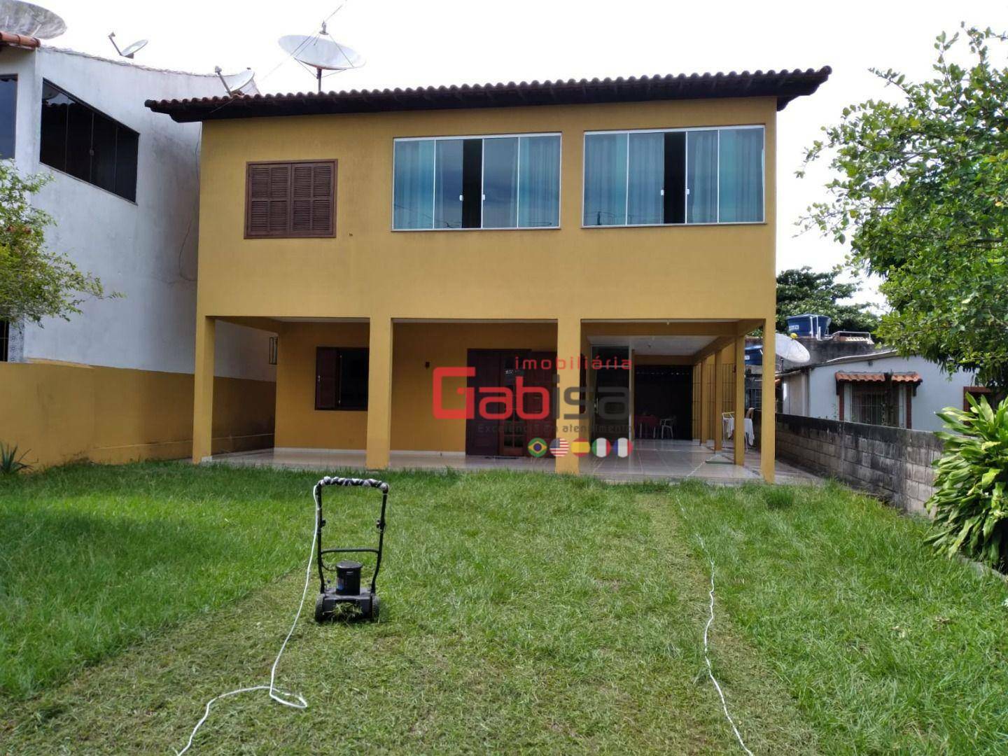 Casa à venda com 4 quartos, 360m² - Foto 1