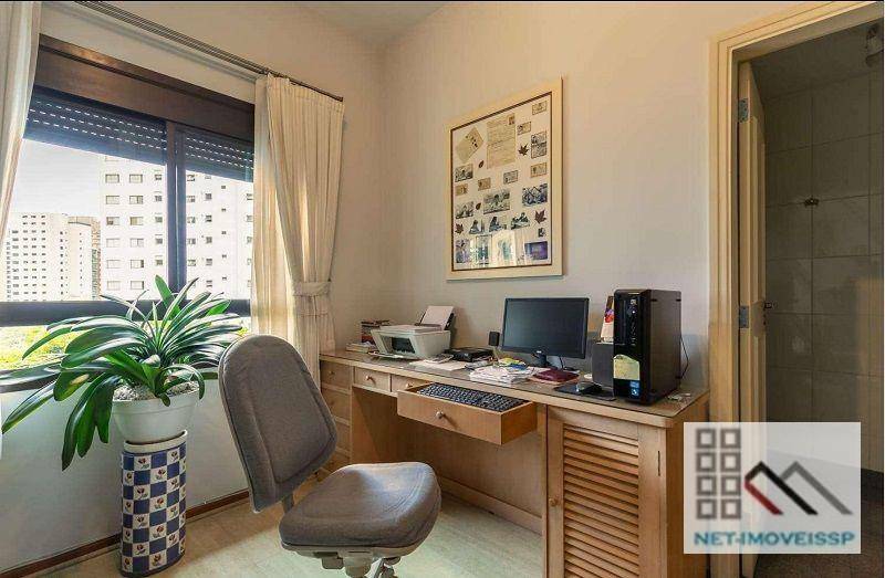 Apartamento à venda com 4 quartos, 242m² - Foto 20