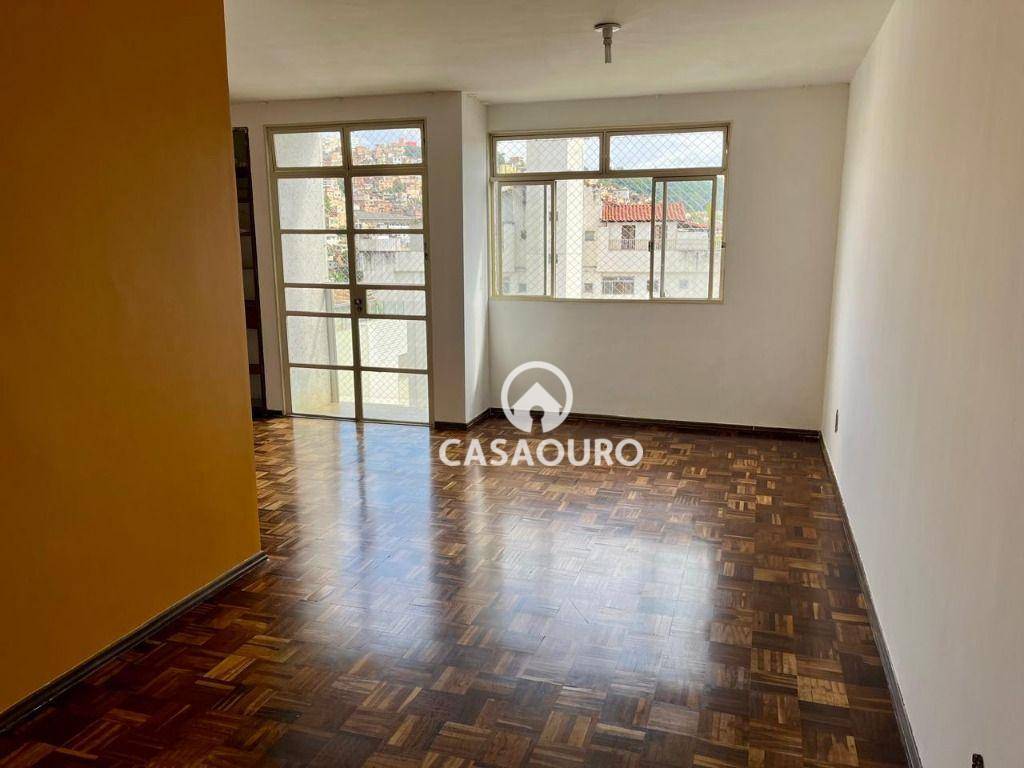 Apartamento à venda com 3 quartos, 112m² - Foto 7