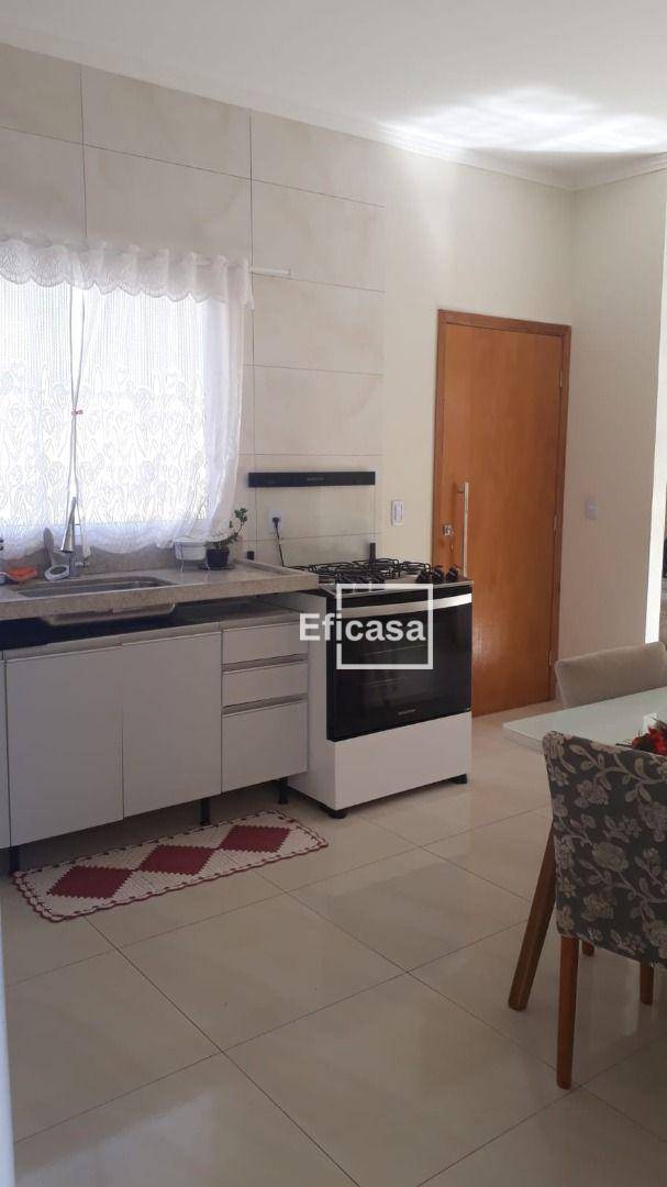 Casa à venda com 3 quartos, 80m² - Foto 17