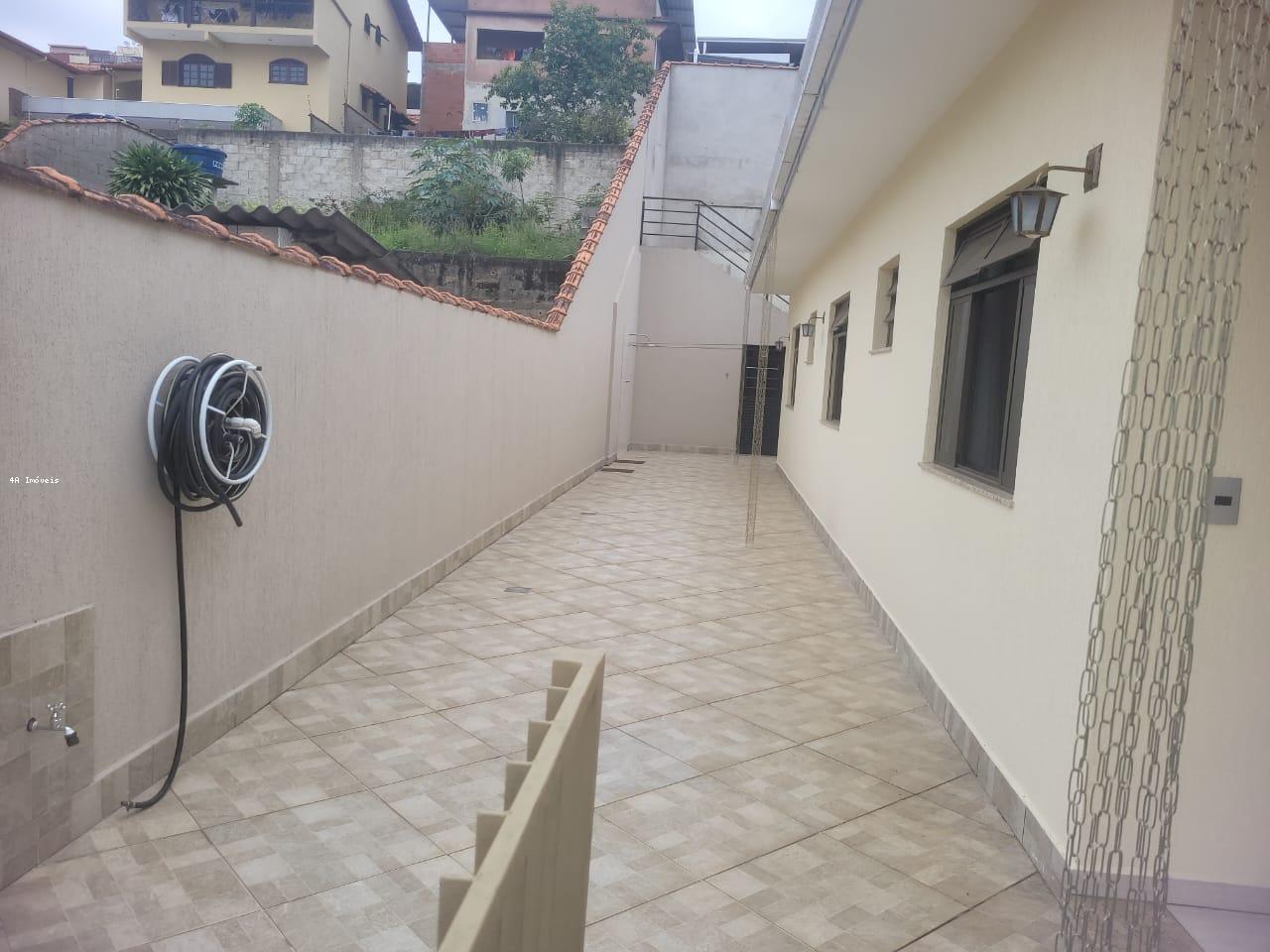 Casa à venda com 3 quartos, 324m² - Foto 25