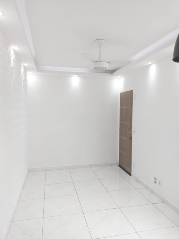 Apartamento à venda com 2 quartos, 40m² - Foto 2