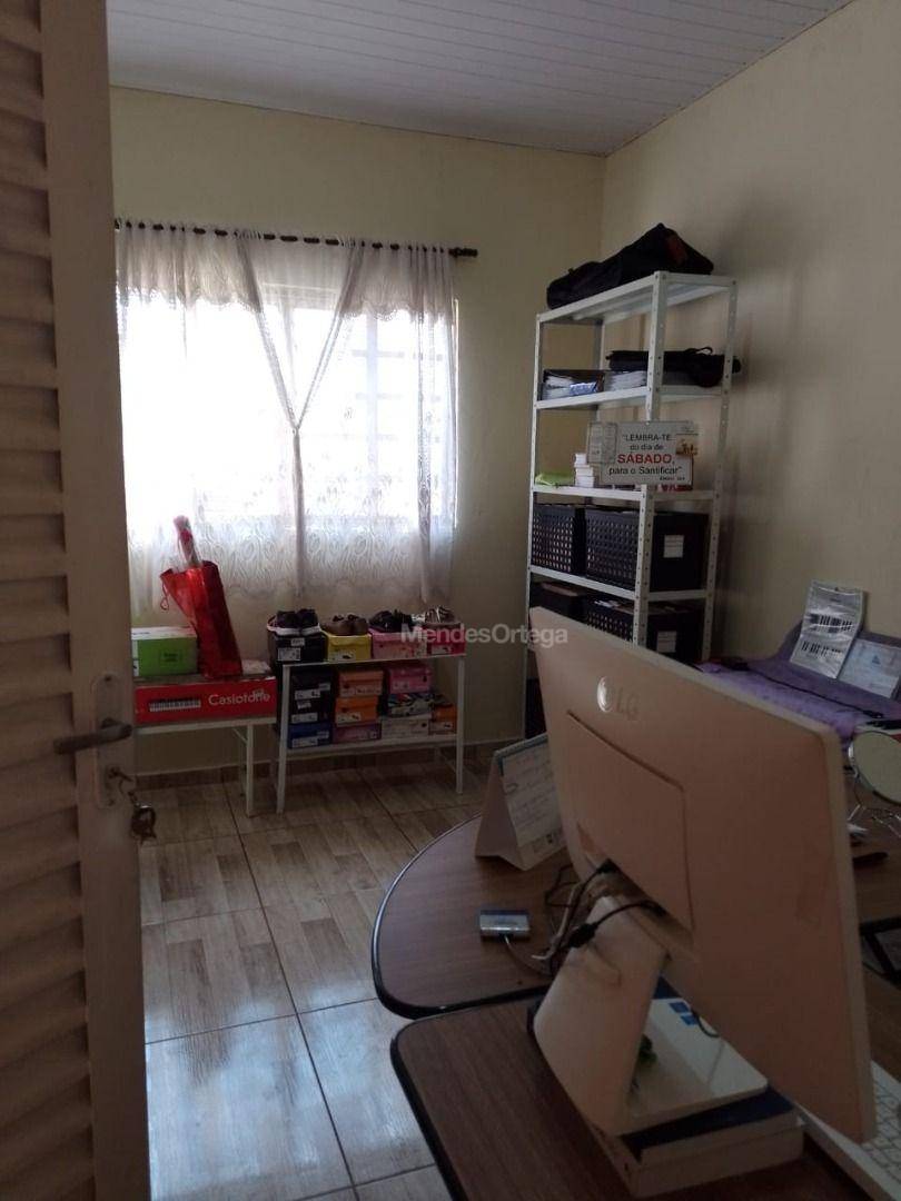 Casa à venda com 1 quarto, 106m² - Foto 4