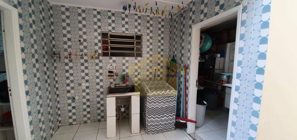 Sobrado à venda com 3 quartos, 176m² - Foto 29