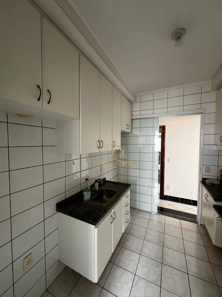 Apartamento à venda com 3 quartos, 85m² - Foto 6