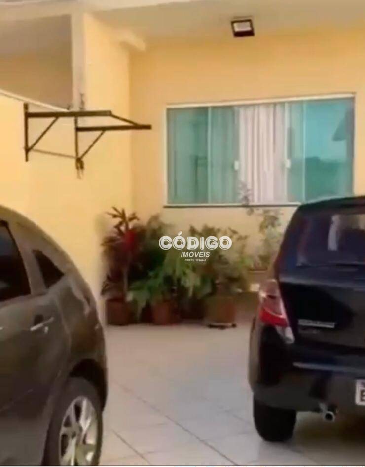 Sobrado à venda com 3 quartos, 141m² - Foto 2