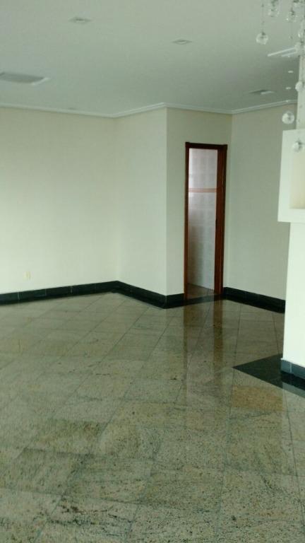 Apartamento à venda com 3 quartos, 130m² - Foto 8