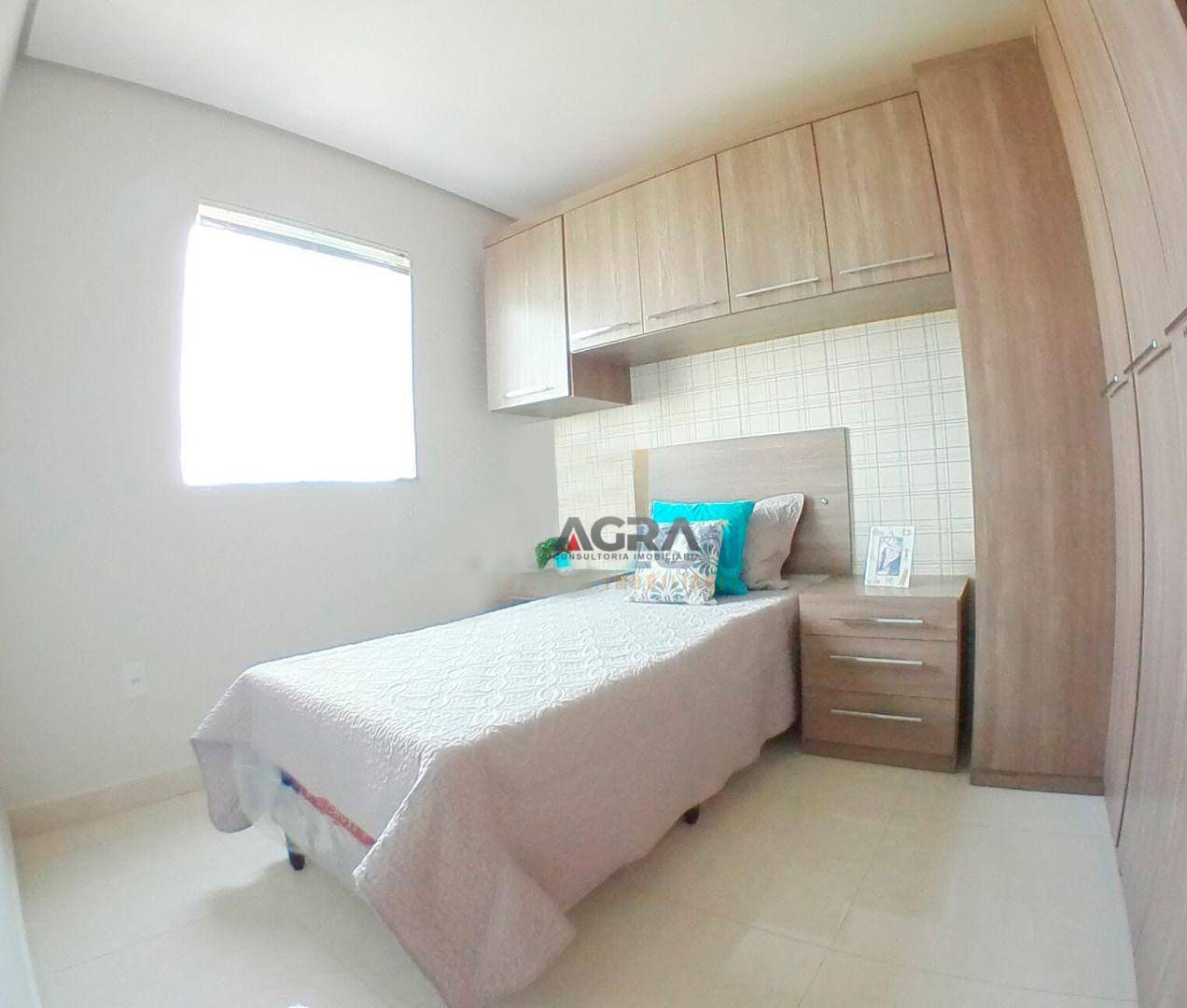 Apartamento à venda com 3 quartos, 76m² - Foto 3