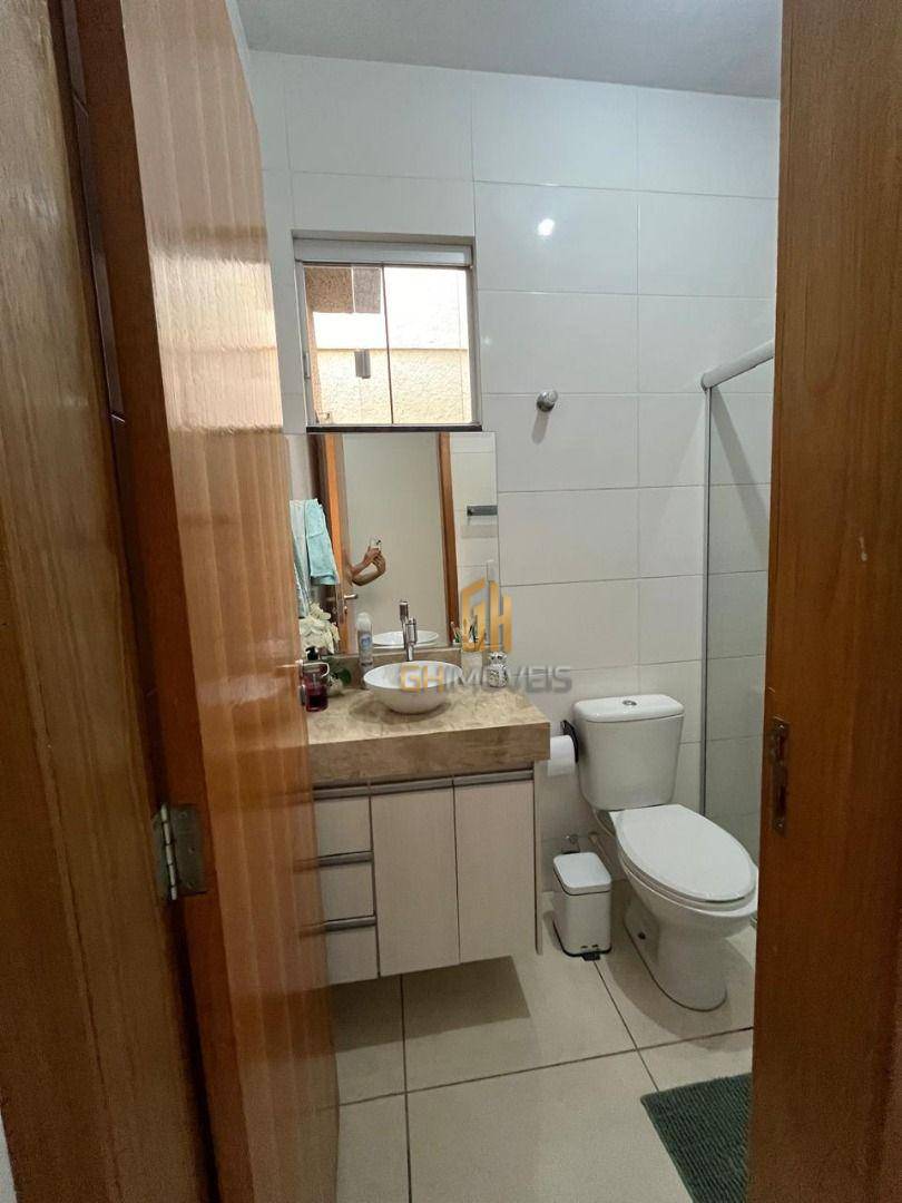 Casa à venda com 2 quartos, 90m² - Foto 17