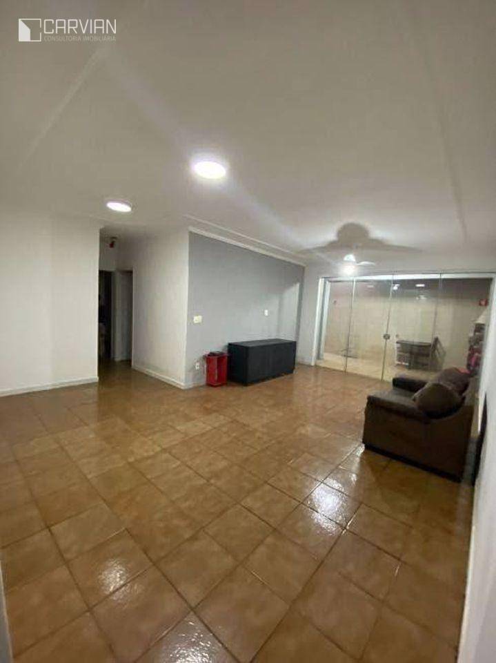 Apartamento à venda com 3 quartos, 117m² - Foto 1