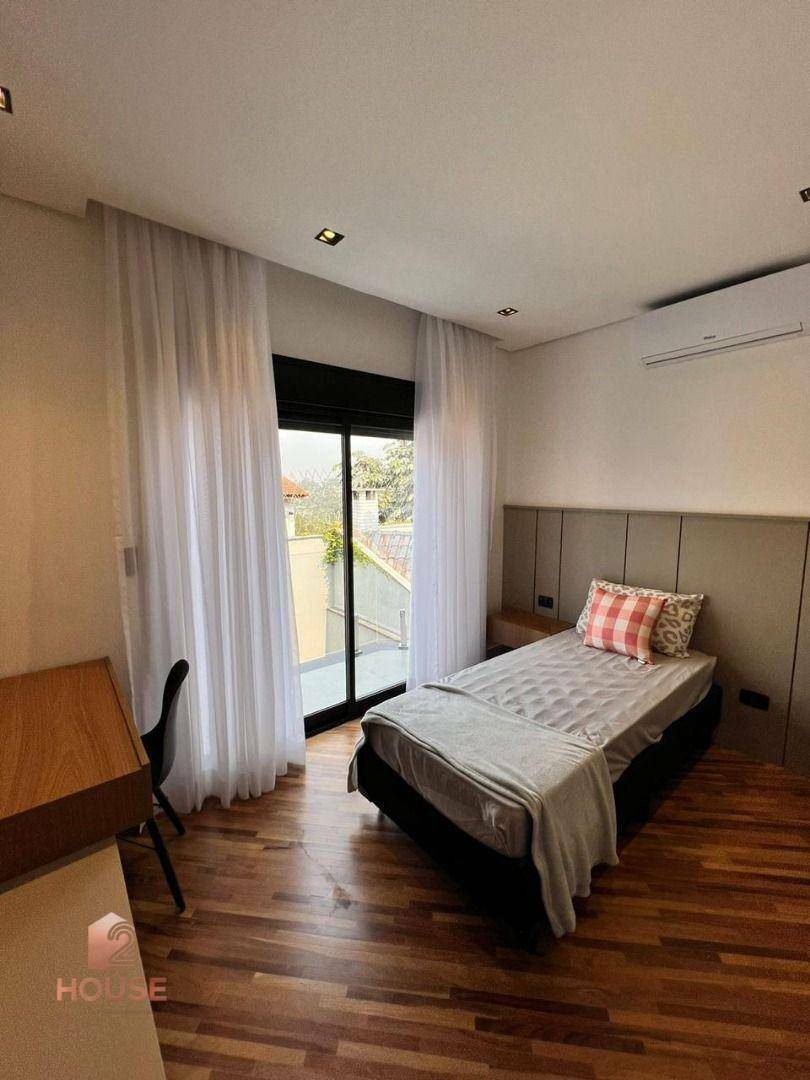 Casa de Condomínio à venda com 4 quartos, 386m² - Foto 3