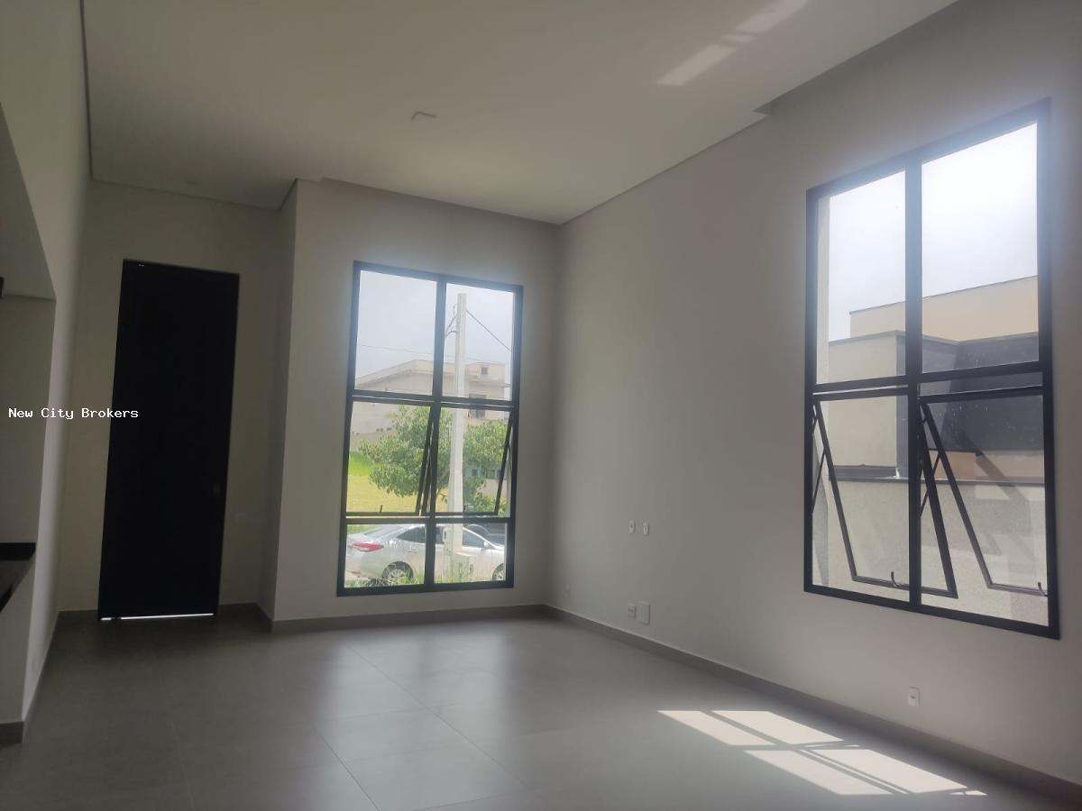 Sobrado à venda com 3 quartos, 300m² - Foto 3