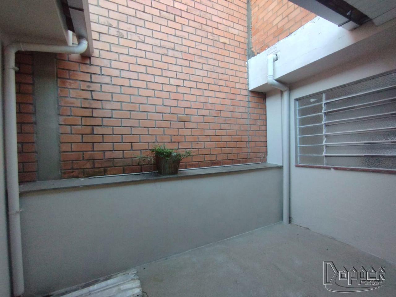 Casa à venda com 3 quartos, 289m² - Foto 10