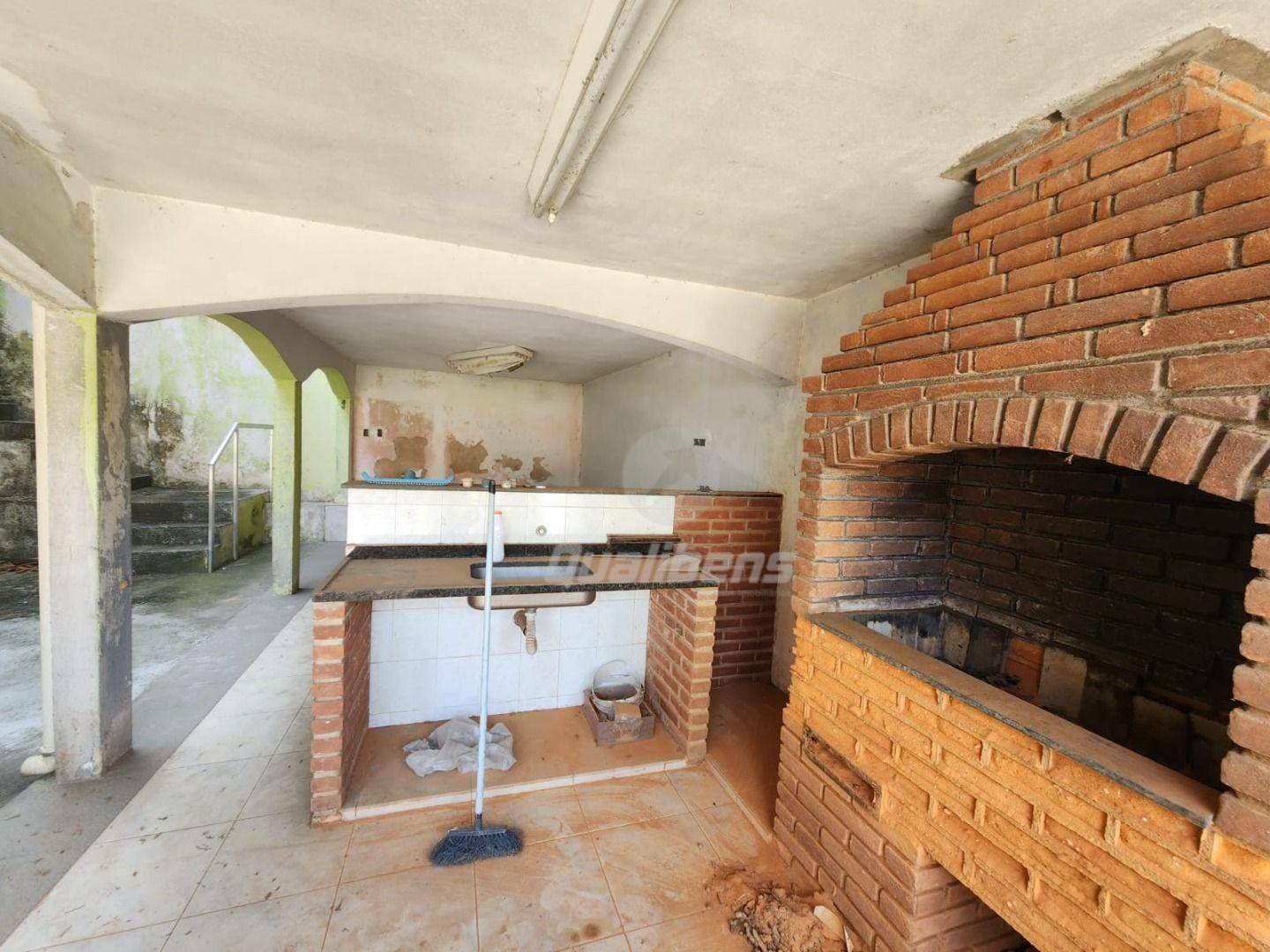 Sobrado à venda com 8 quartos, 350m² - Foto 17