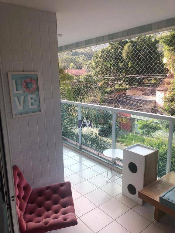 Apartamento à venda com 3 quartos, 105m² - Foto 3