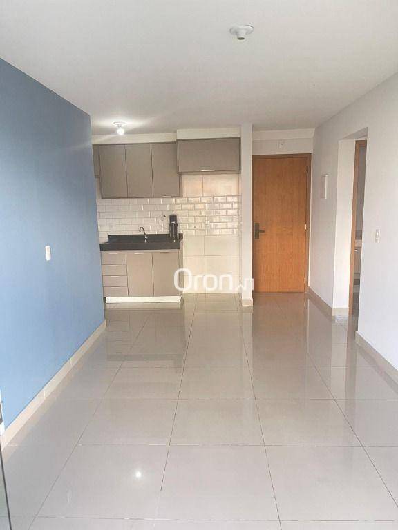 Apartamento à venda com 2 quartos, 62m² - Foto 3