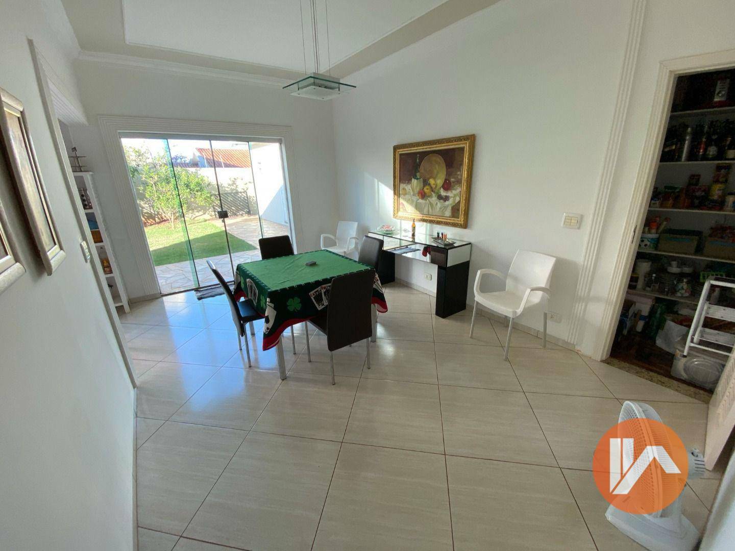 Casa à venda com 4 quartos, 600m² - Foto 30