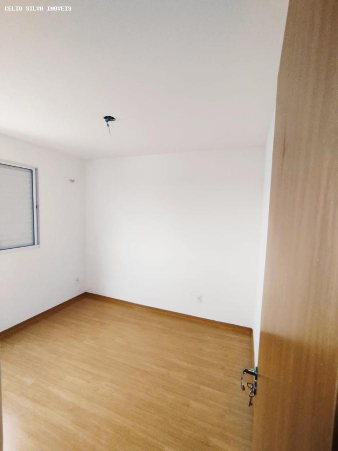 Apartamento à venda com 2 quartos, 40m² - Foto 4